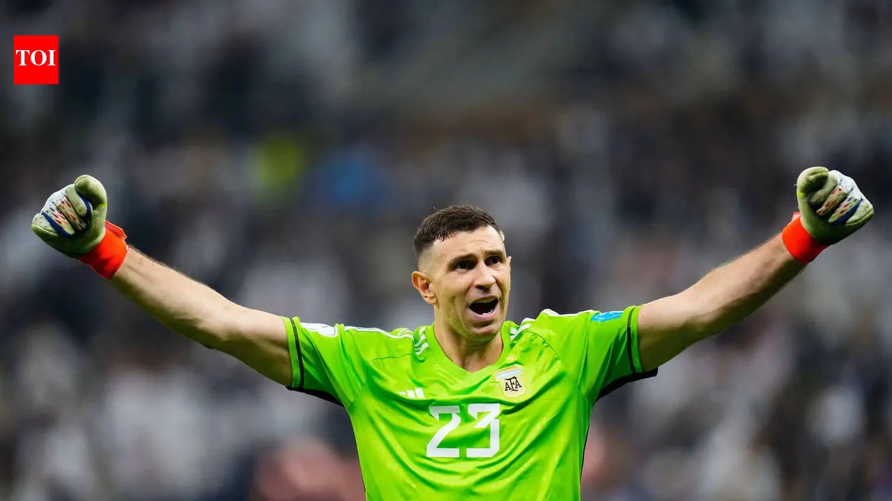‘I'm retiring, I promise’: World's best goalkeeper says he'll quit if Argentina win the 2026 World Cup