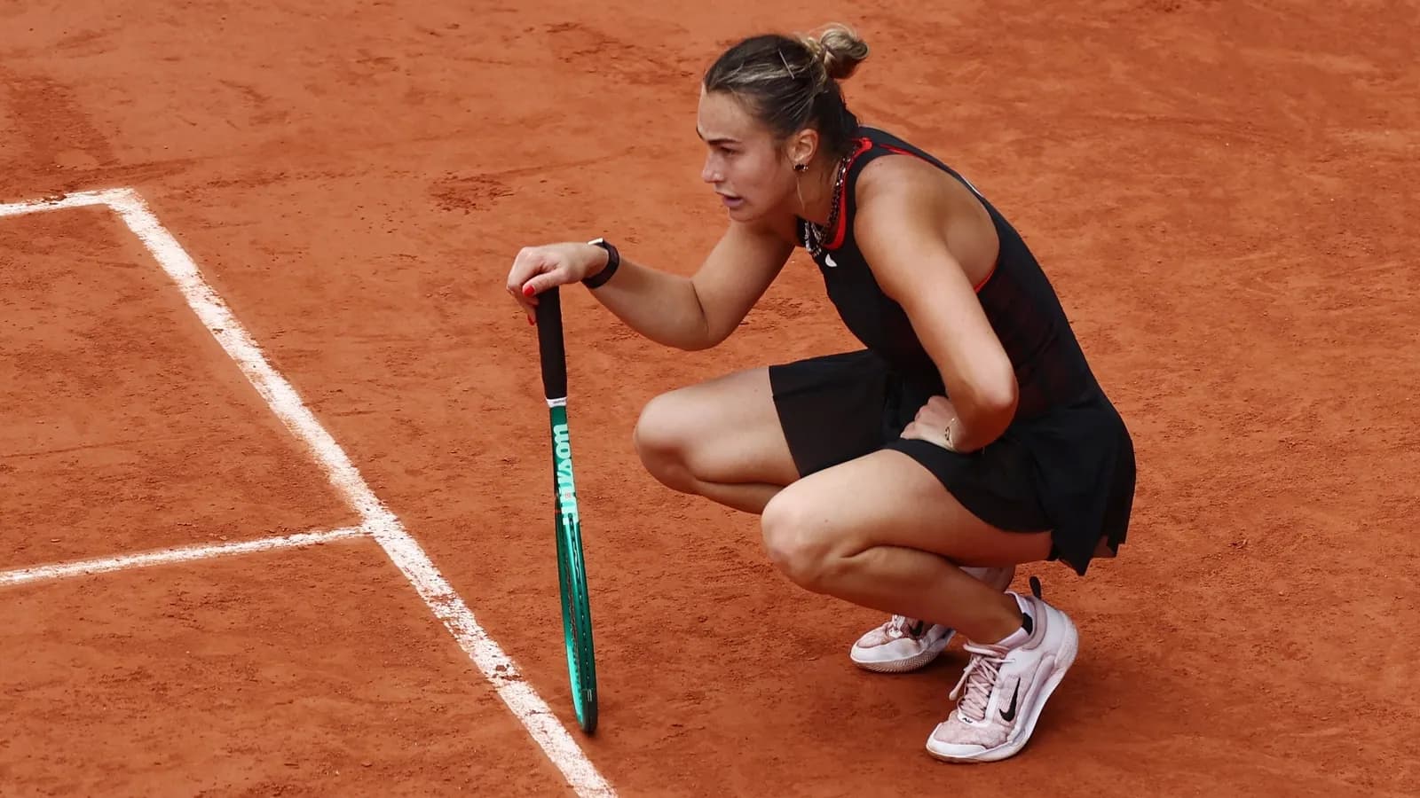 World no. 1 Aryna Sabalenka falters in French Open quarterfinal, downed 6-0 in final set to crash out in Paris